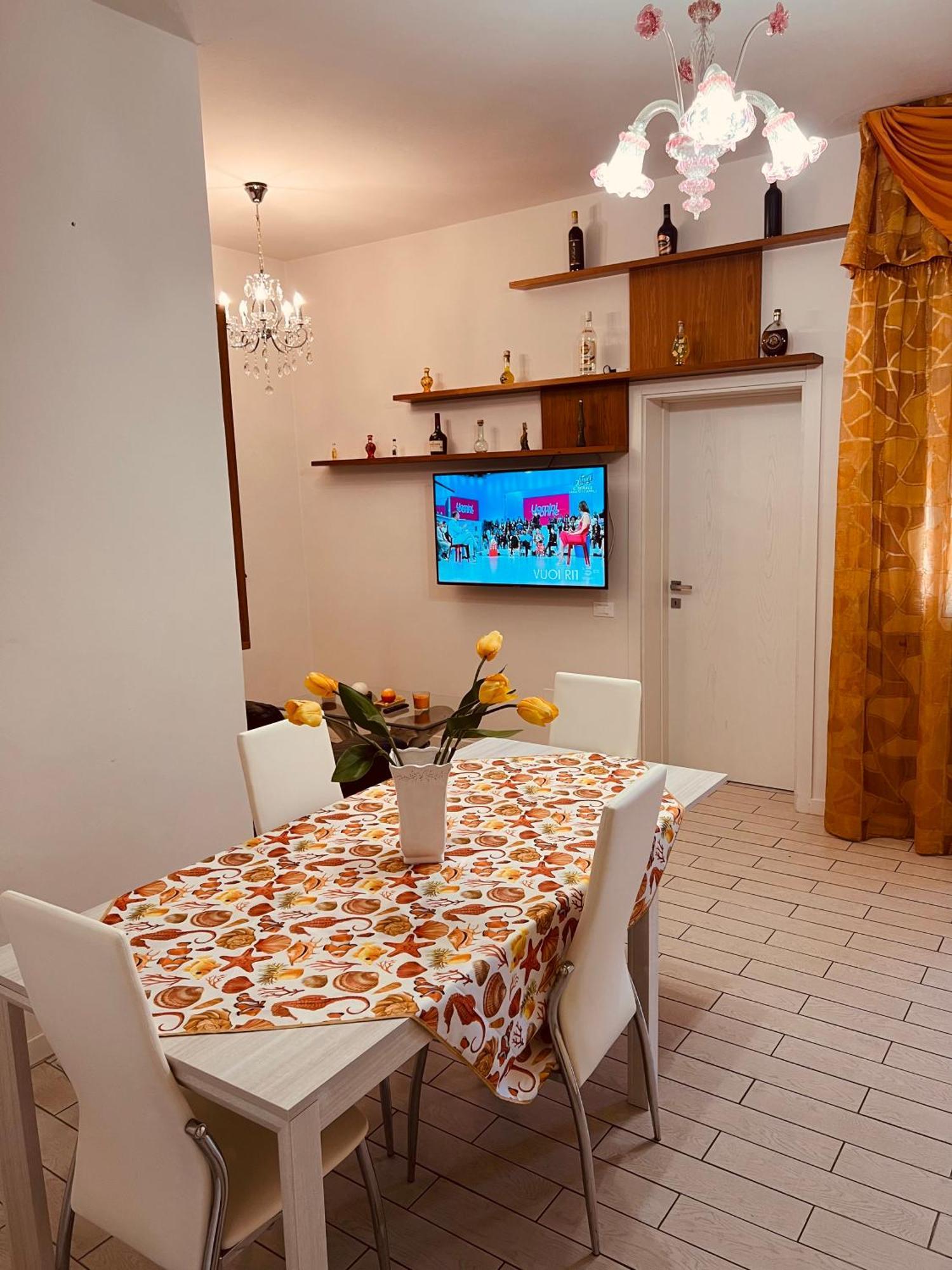 Апартаменты Casa Al Mare Valentina Виареджо Экстерьер фото